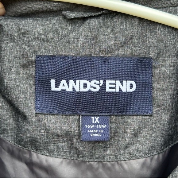 Lands' End Down Filled Coat - Picture 3 of 10